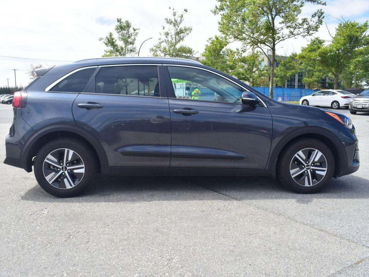 2020 Kia Niro Touring-4