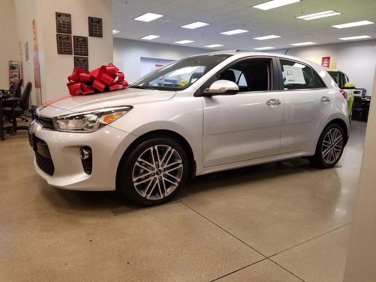 2020 Kia Rio5 S-3