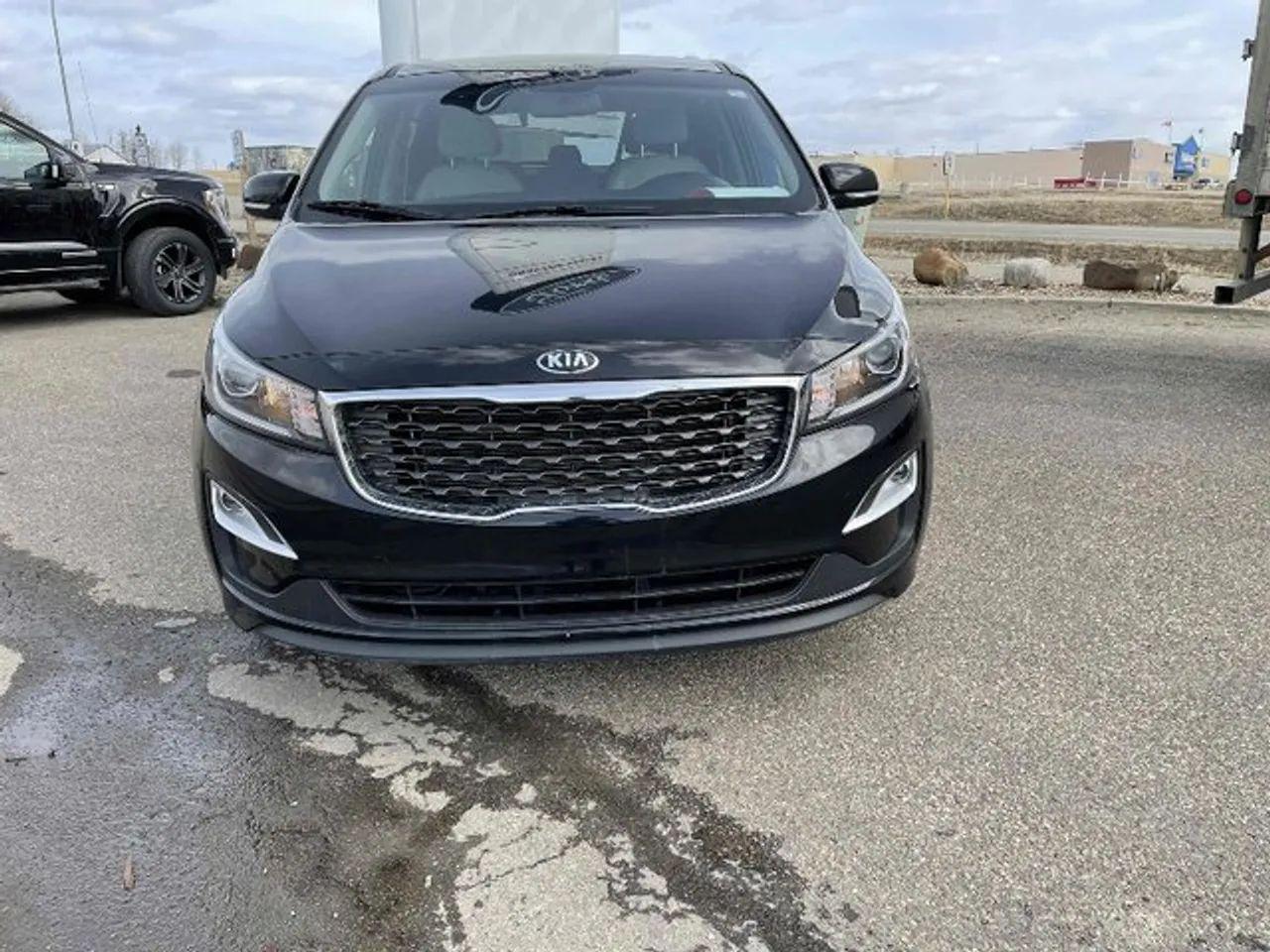 2020 Kia Sedona LX-1