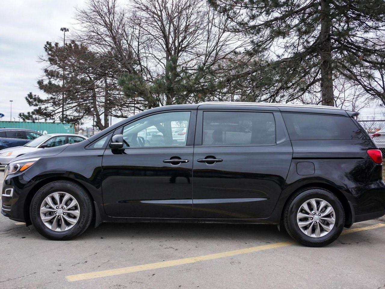 2020 Kia Sedona LX-3
