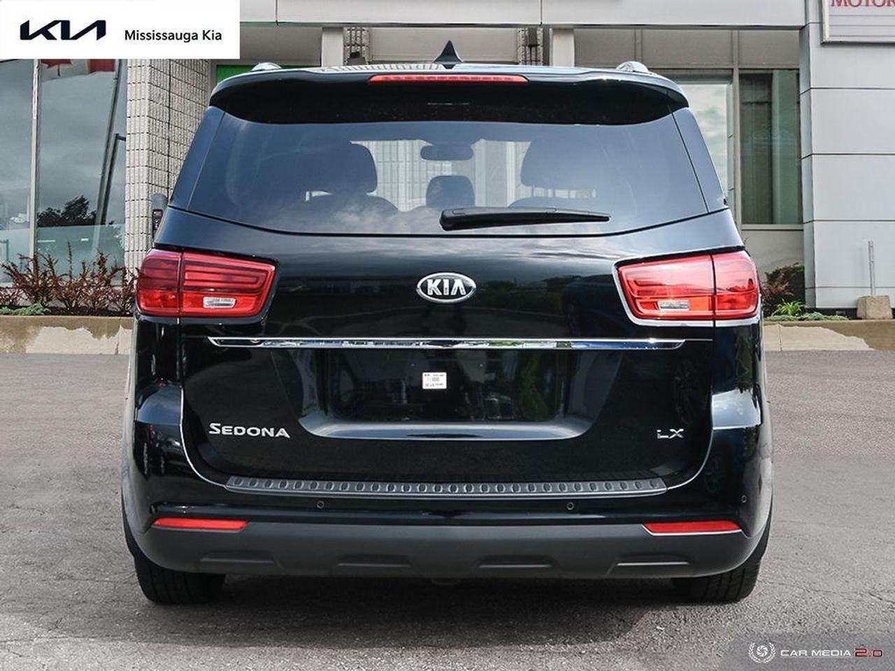 2020 Kia Sedona LX-4