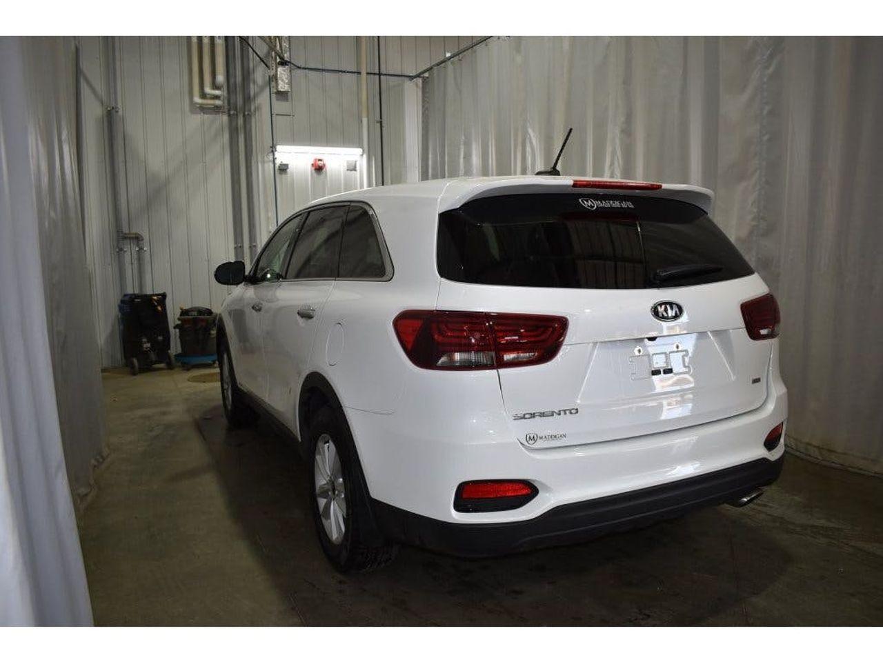 2020 Kia Sorento LX-3