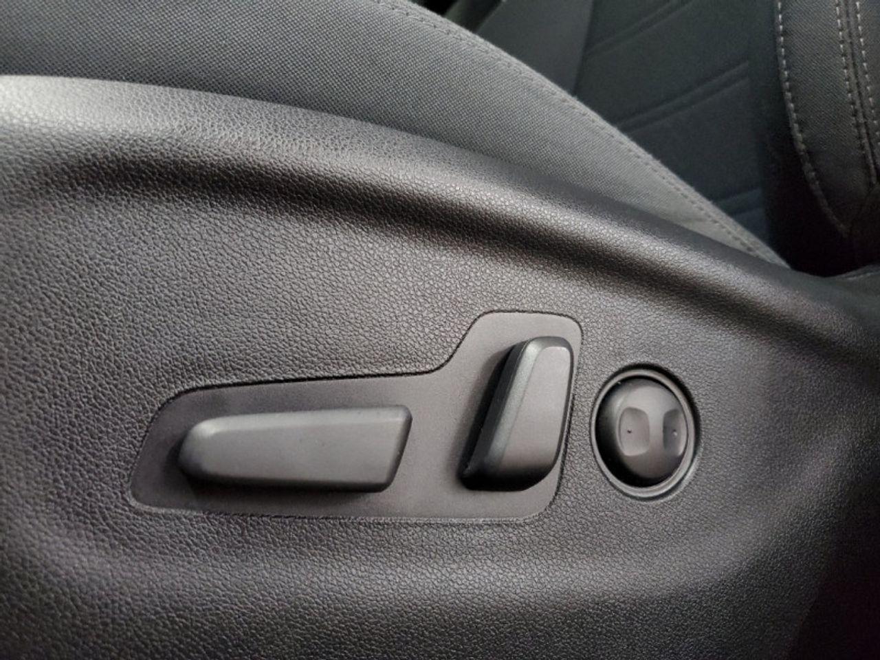 2020 Kia Sorento LX-4