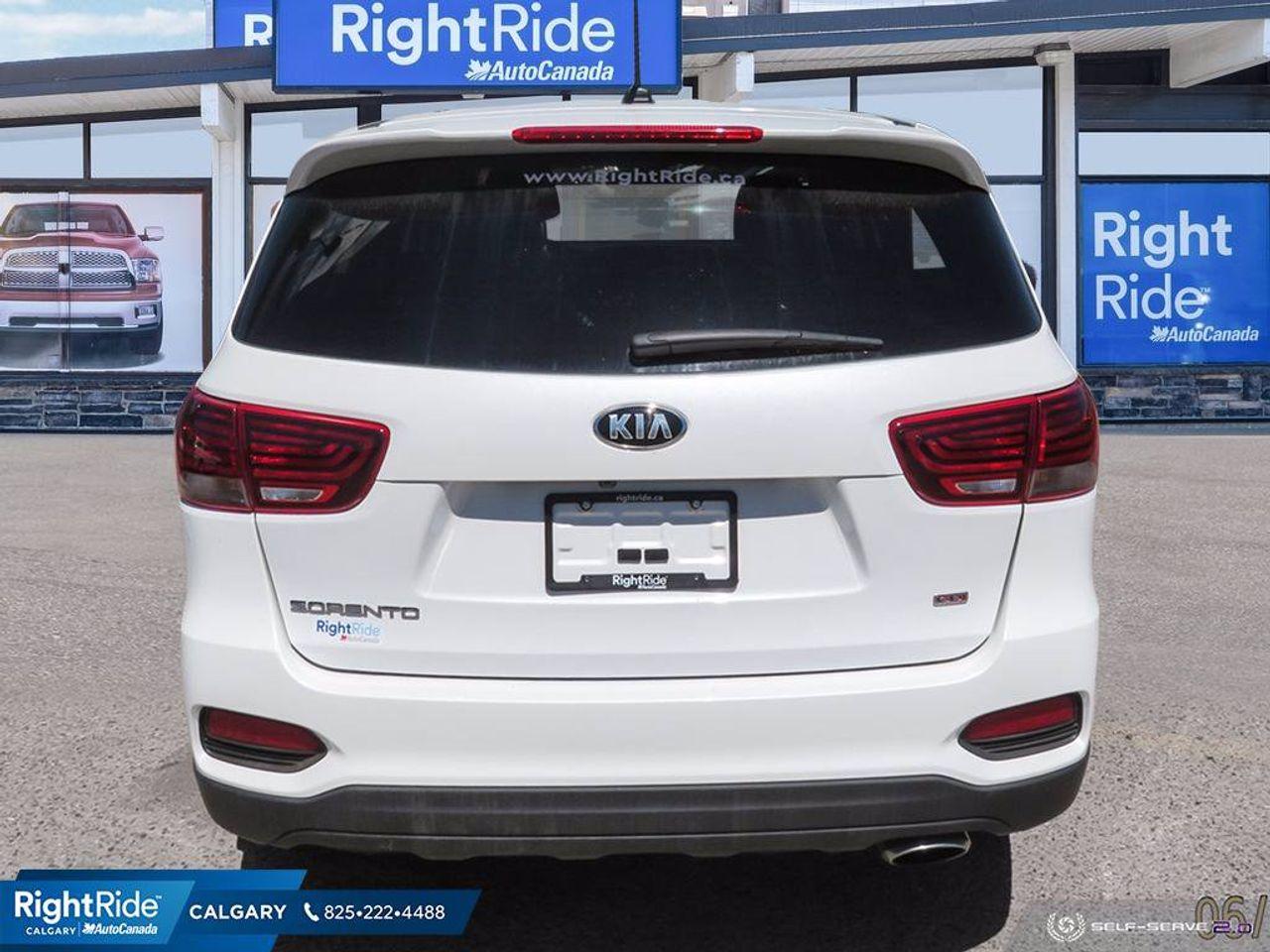 2020 Kia Sorento LX-4