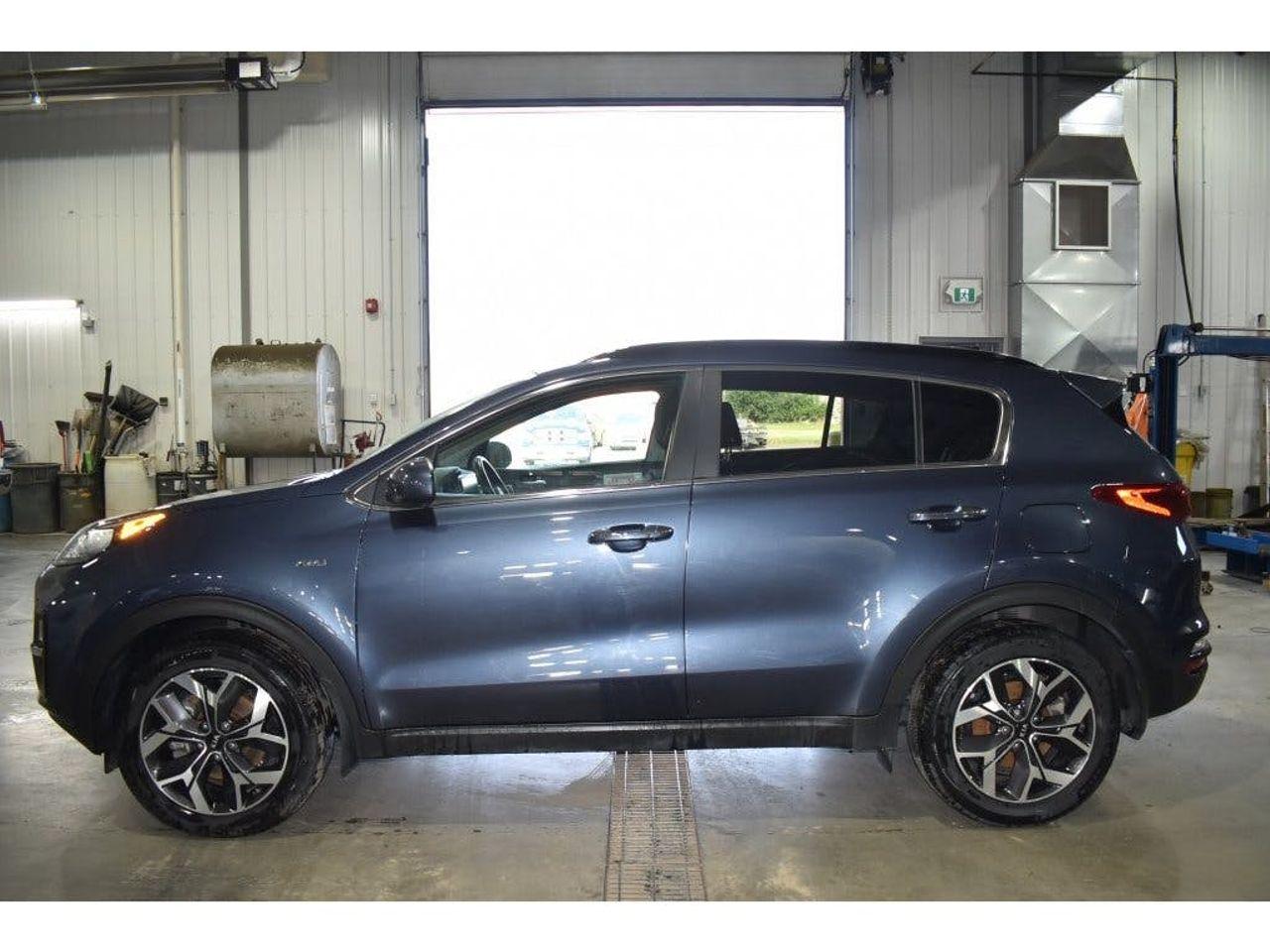 2020 Kia Sportage EX-1