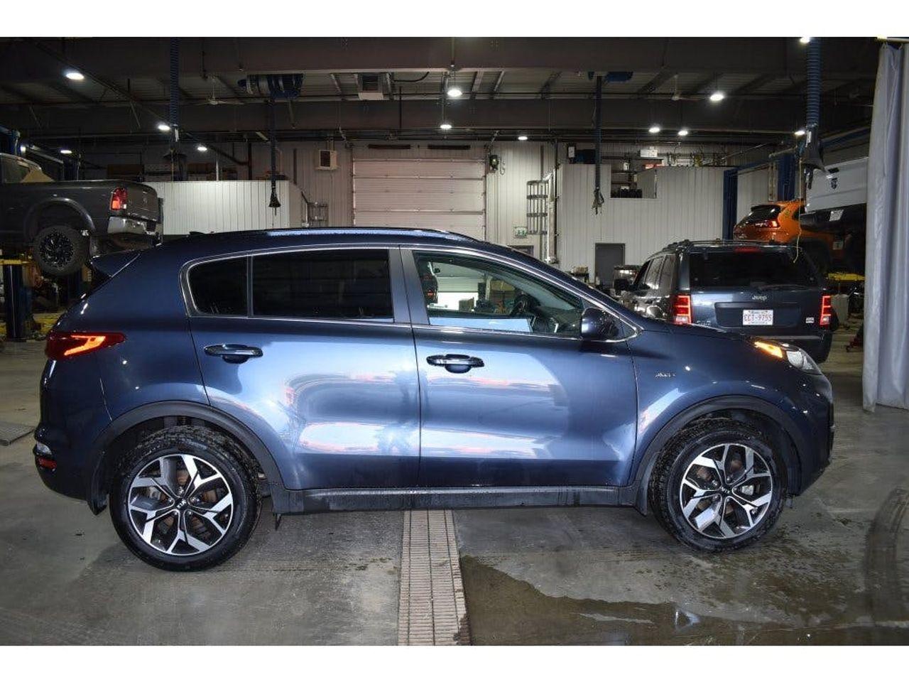 2020 Kia Sportage EX-2