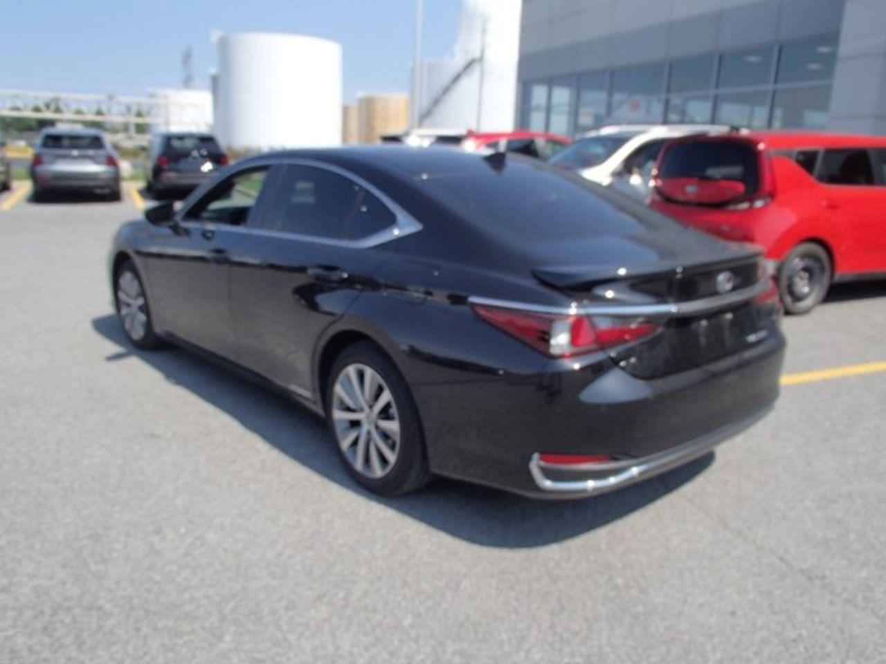 2020 Lexus ES 300h -3