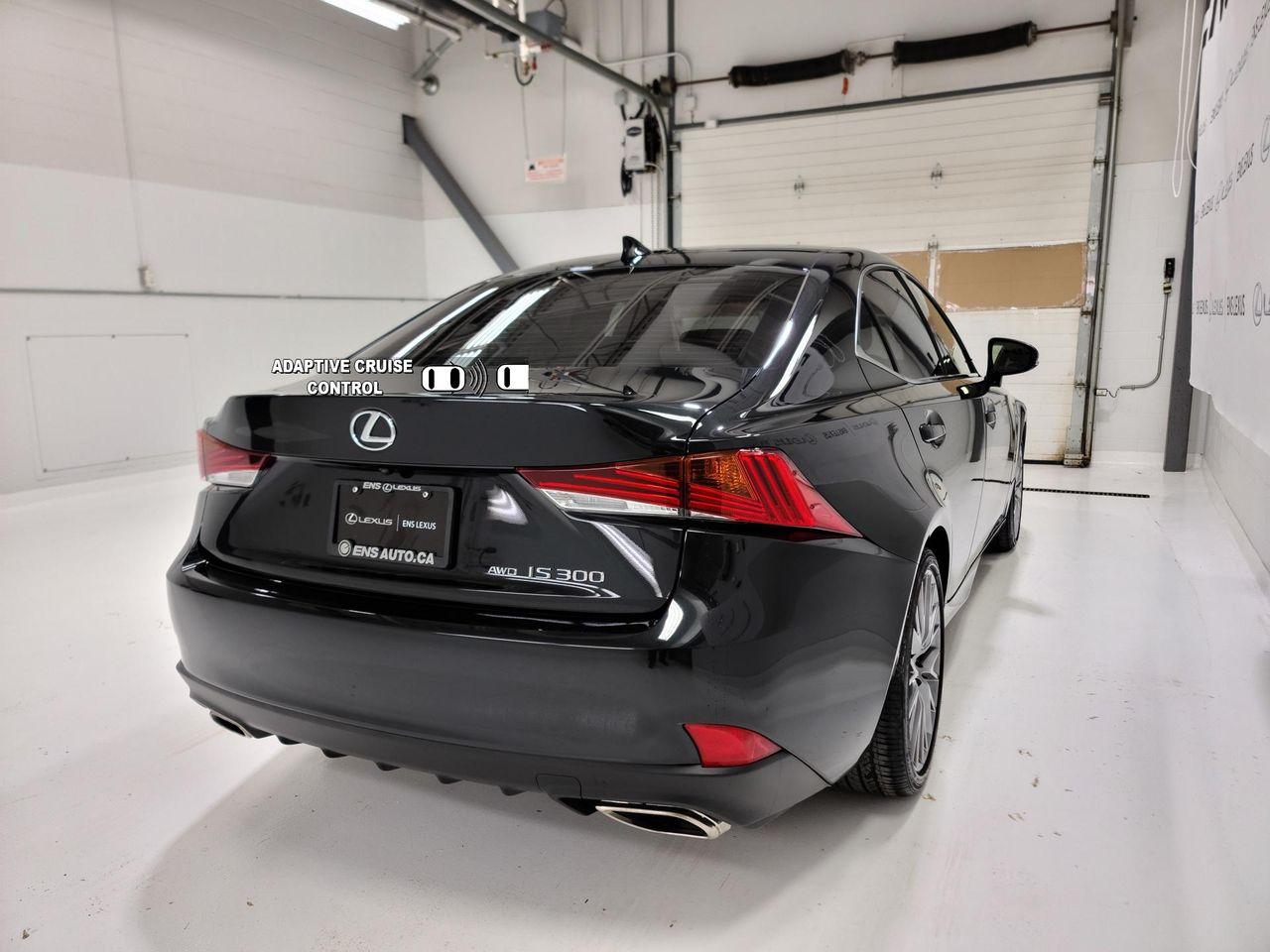 2020 Lexus IS Base-3