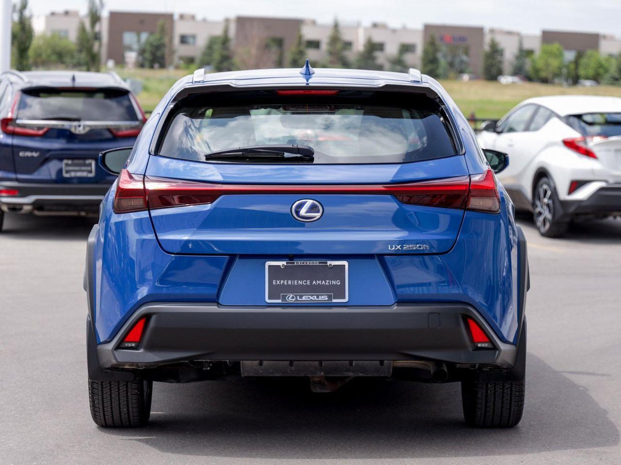 2020 Lexus UX 250h Premium-4