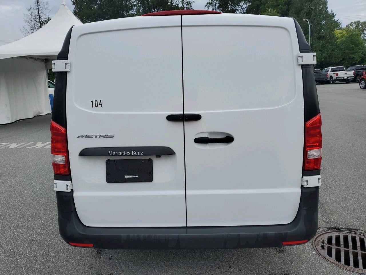 2020 Mercedes-Benz Metris Base-3