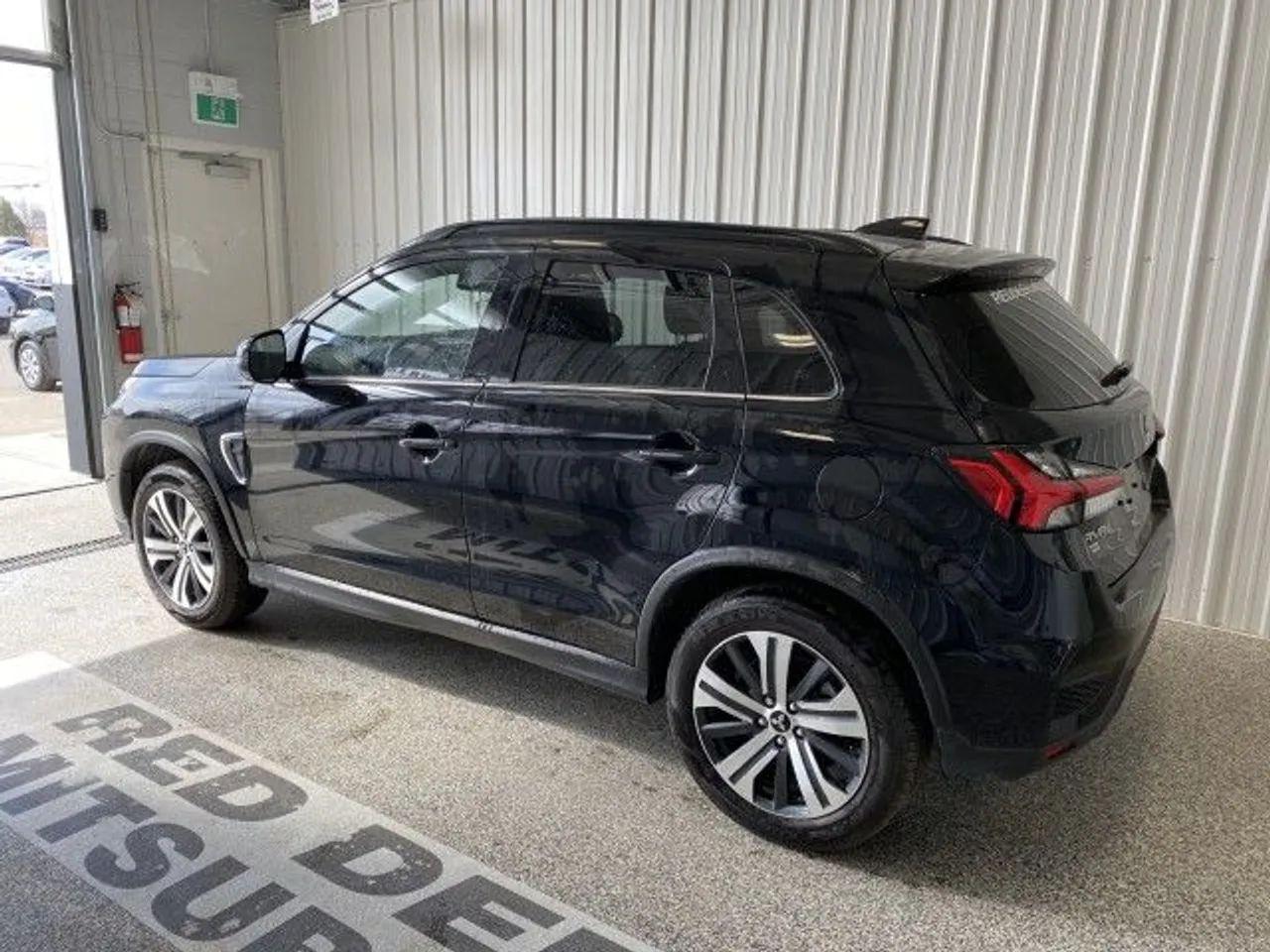2020 Mitsubishi RVR GT-2