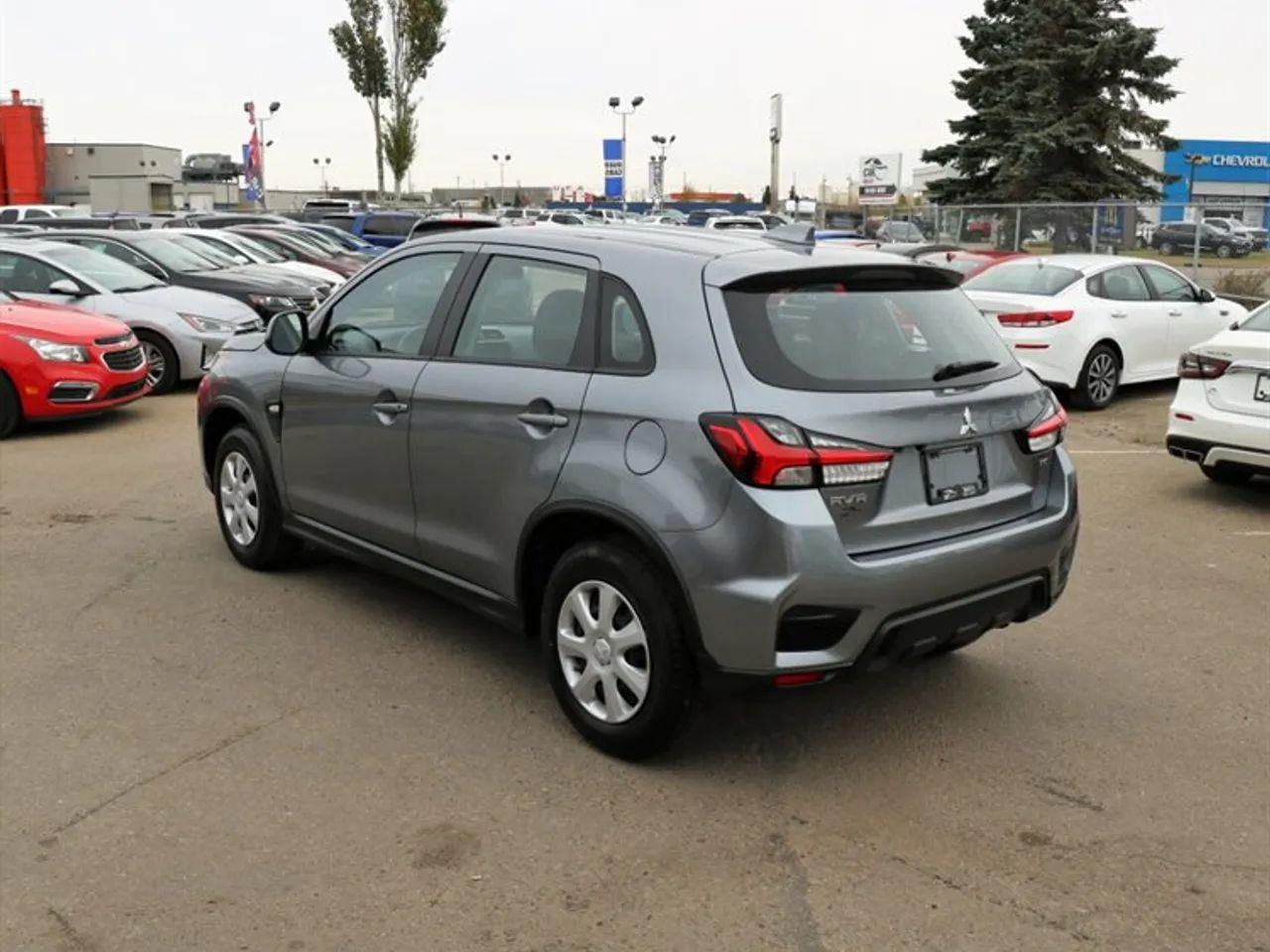 2020 Mitsubishi RVR SE-4