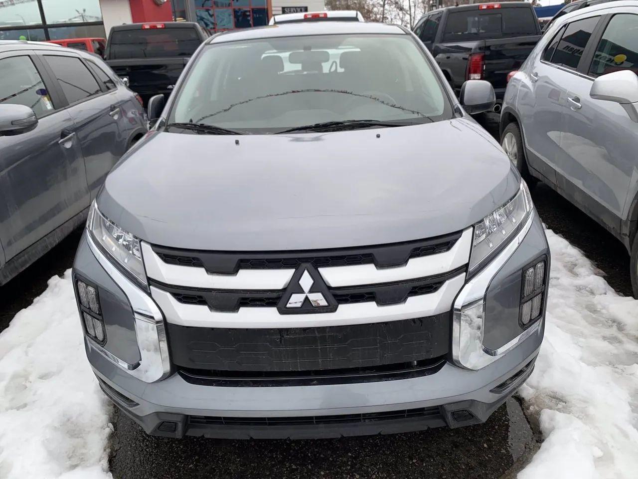 2020 Mitsubishi RVR SE-1