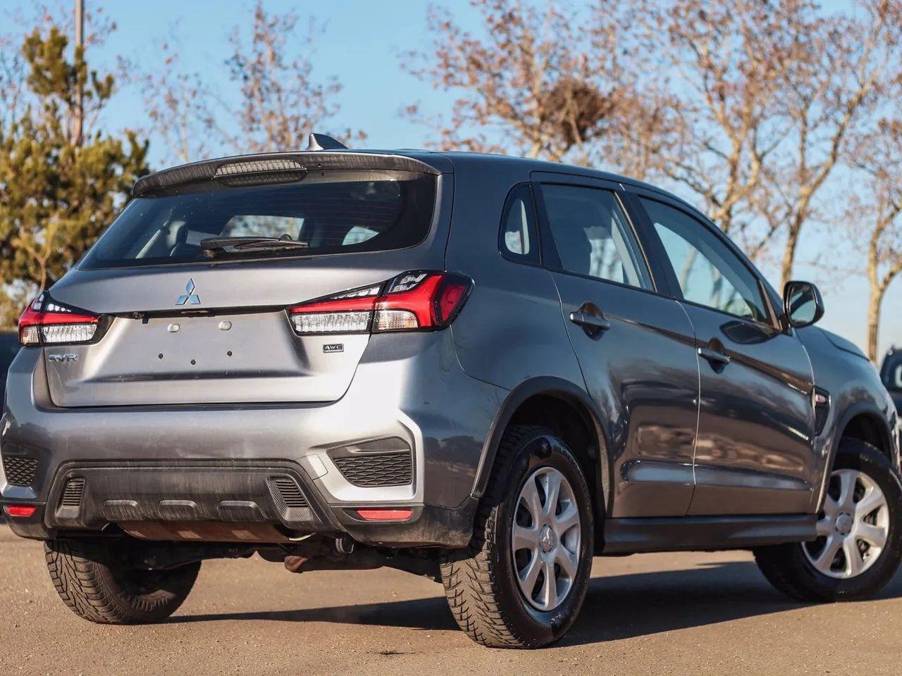 2020 Mitsubishi RVR SE-2