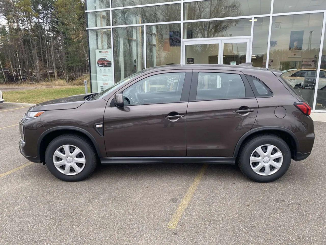 2020 Mitsubishi RVR SE-2