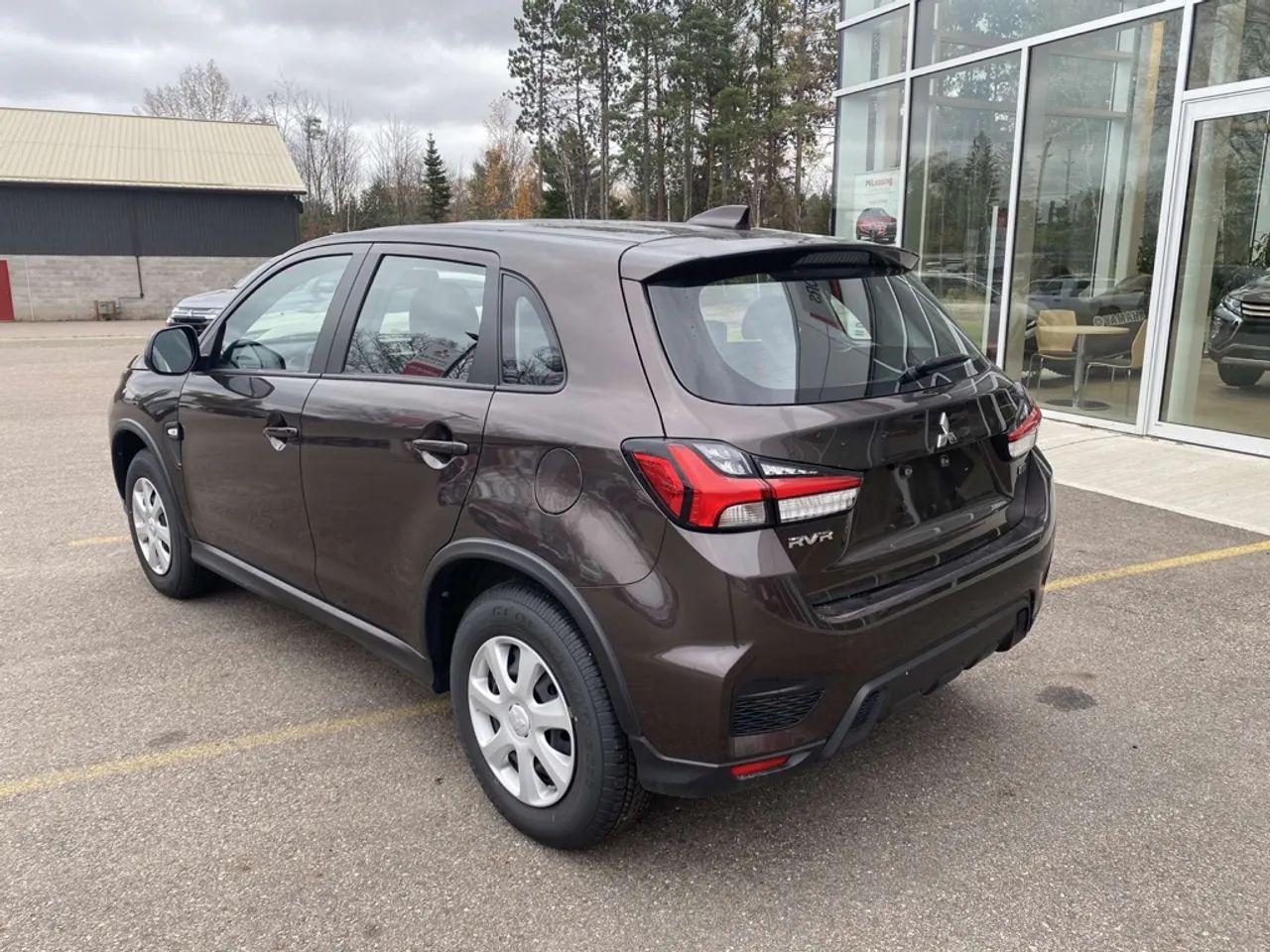 2020 Mitsubishi RVR SE-3