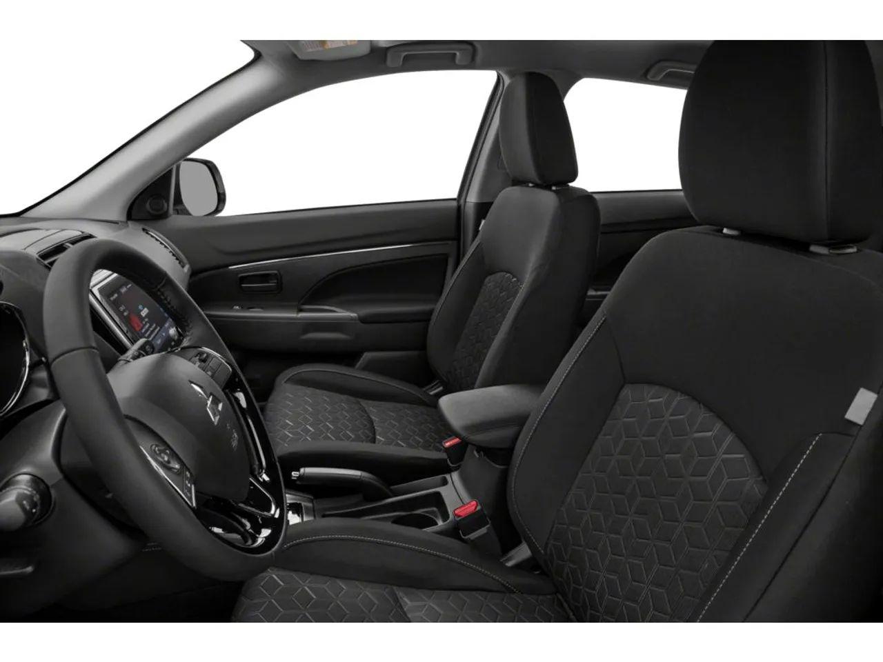 2020 Mitsubishi RVR SE-1