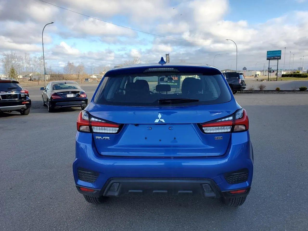 2020 Mitsubishi RVR SE-4