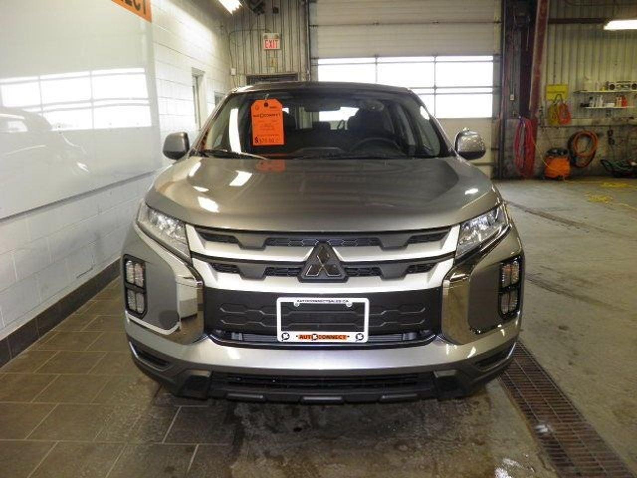 2020 Mitsubishi RVR SE-4