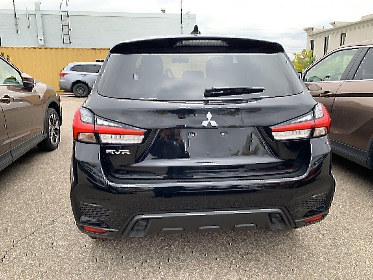 2020 Mitsubishi RVR SE-3