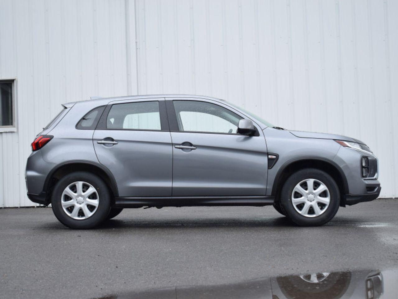 2020 Mitsubishi RVR SE-1