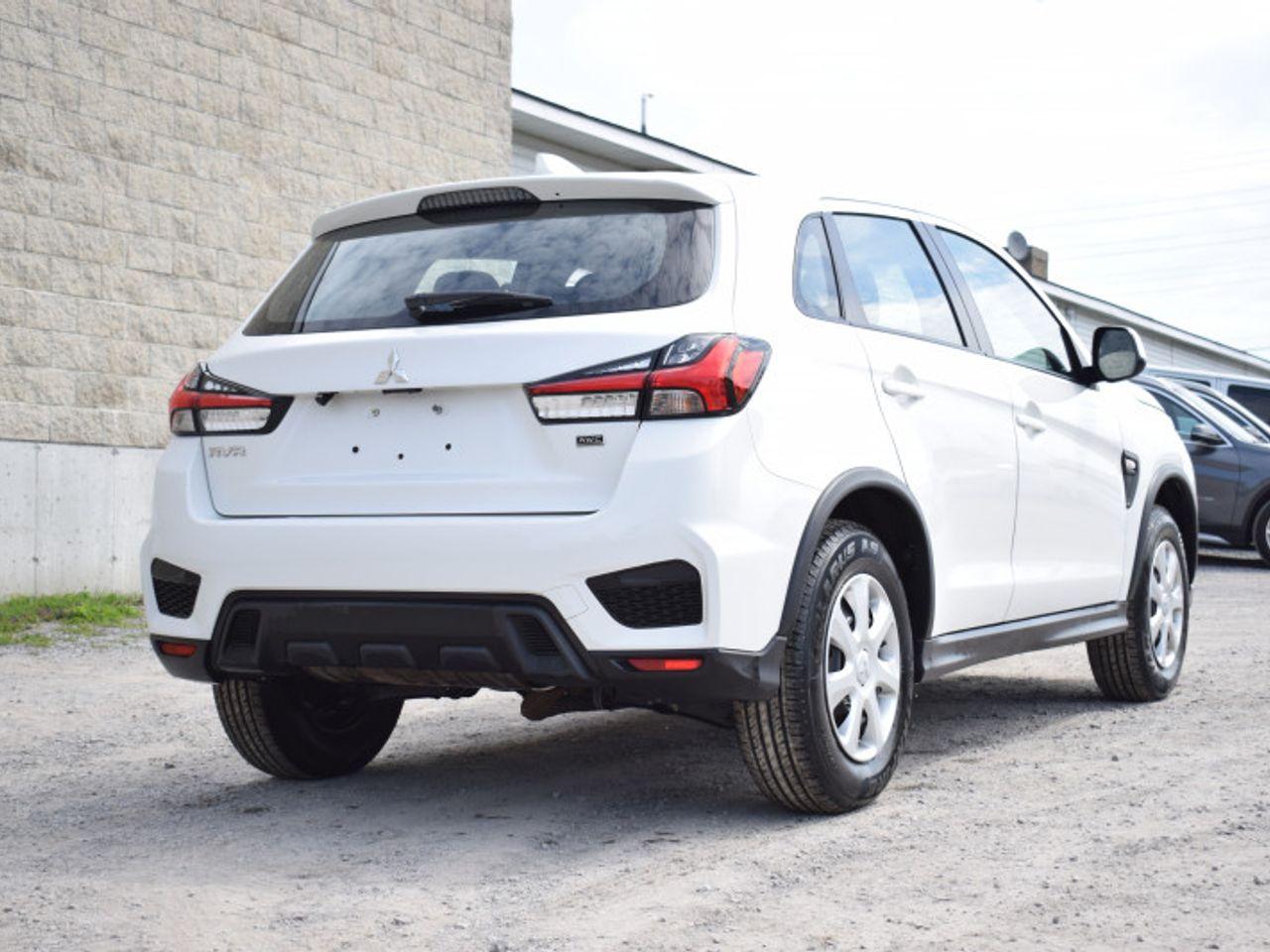 2020 Mitsubishi RVR SE-4