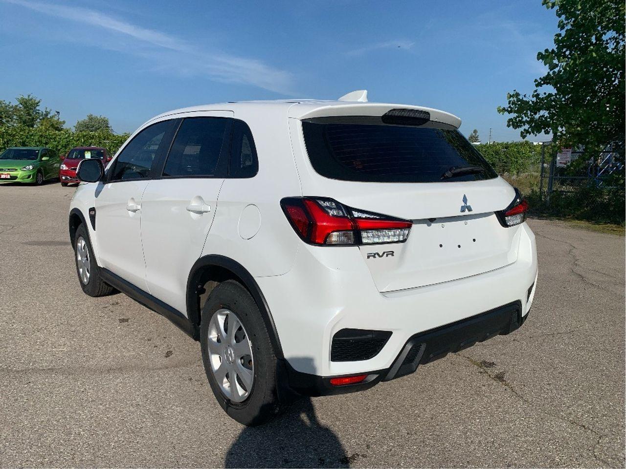 2020 Mitsubishi RVR SE-3
