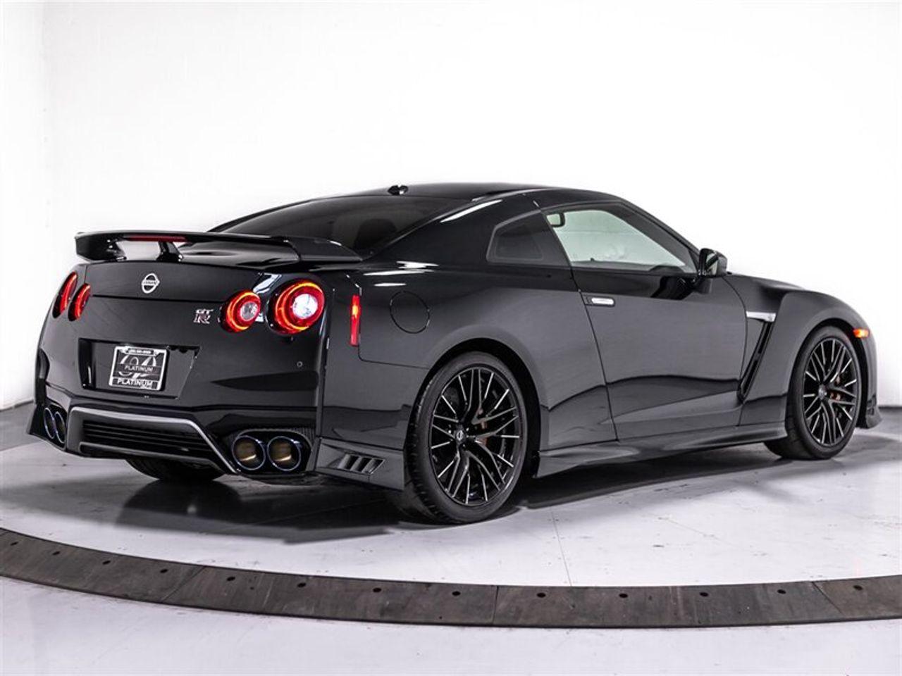 2020 Nissan GT-R Premium-4