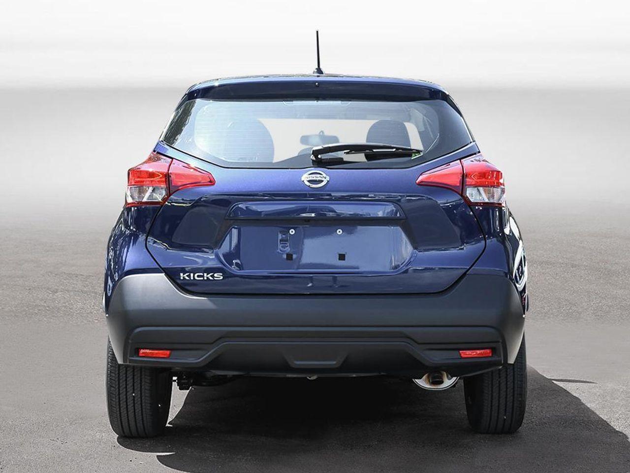 2020 Nissan Kicks S-4