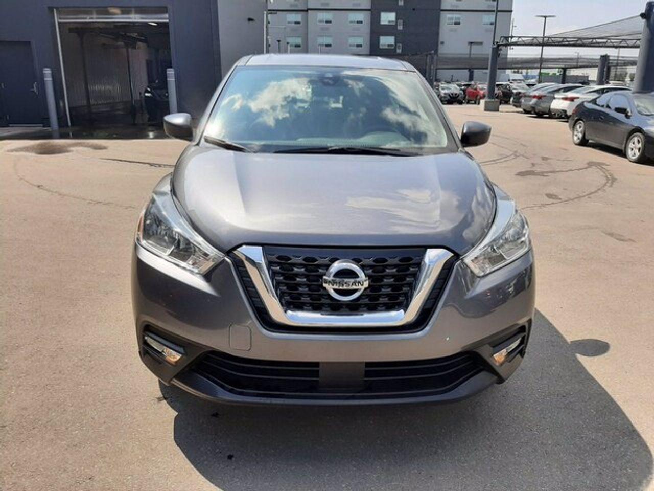 2020 Nissan Kicks S-0
