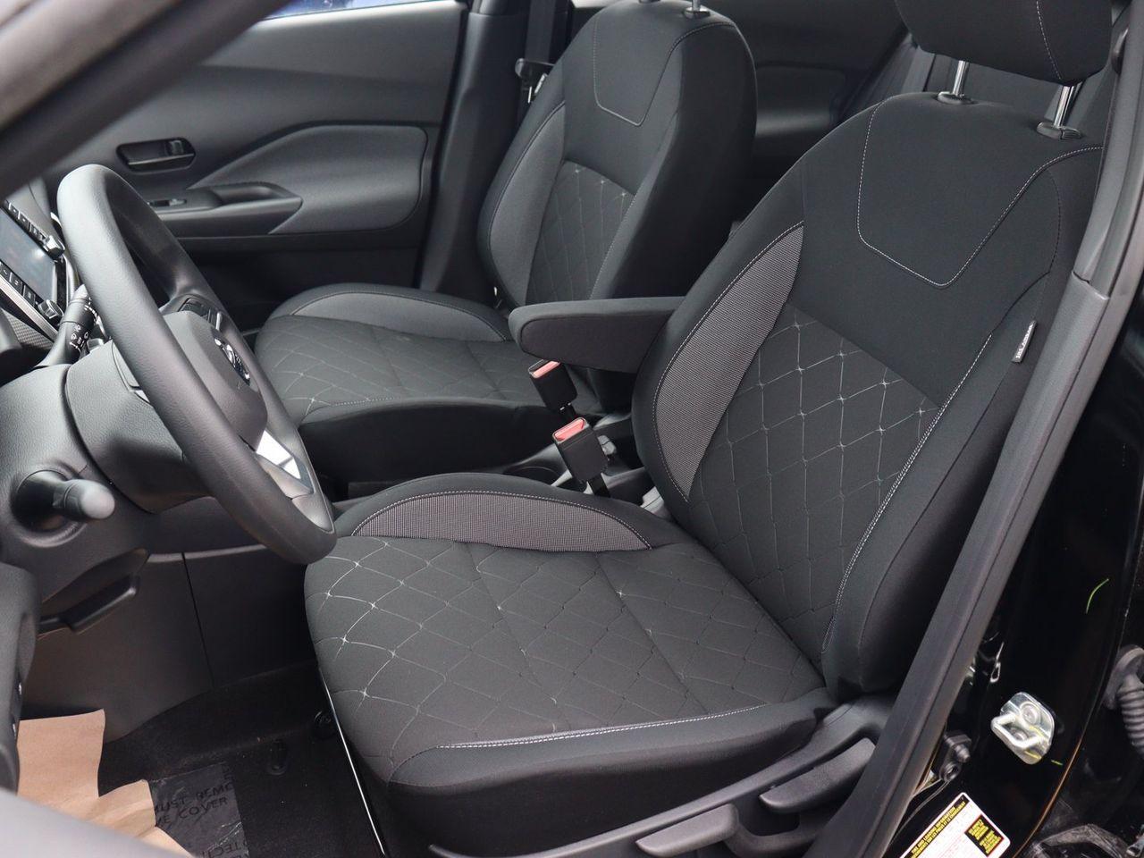 2020 Nissan Kicks S-3