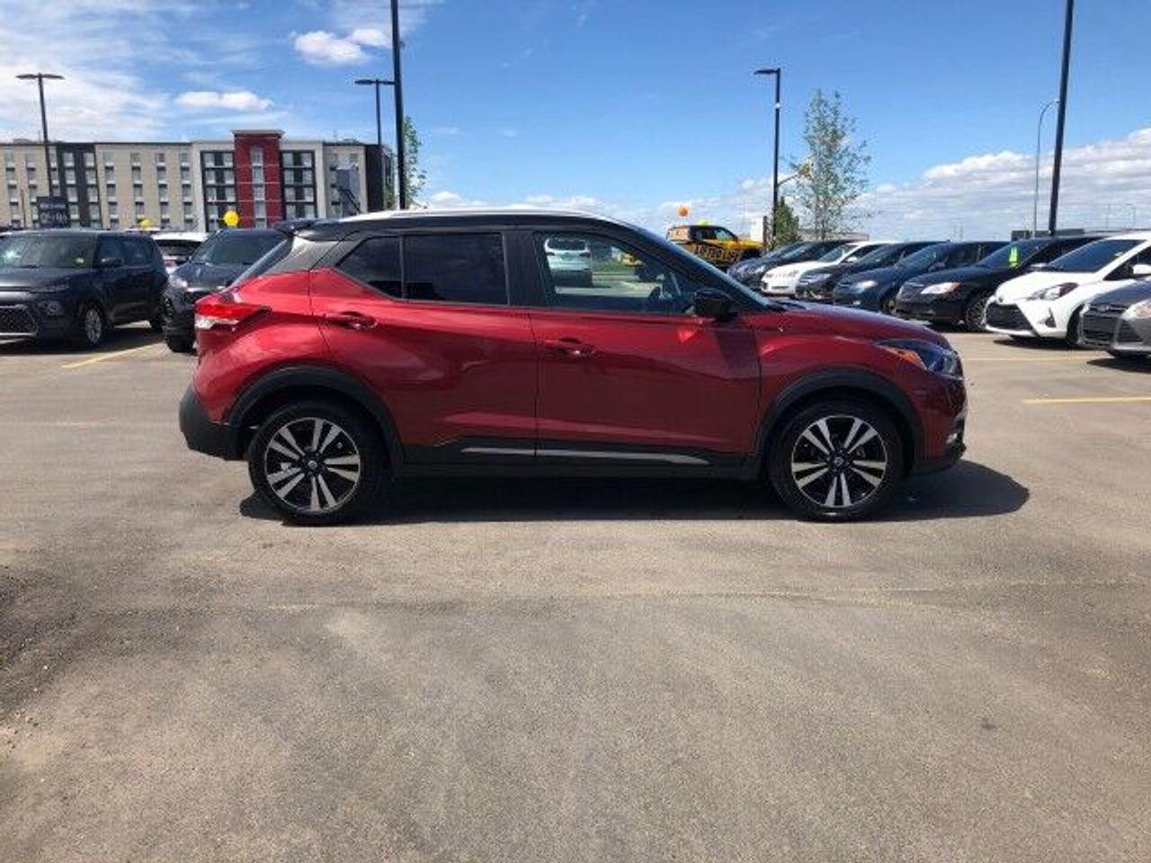 2020 Nissan Kicks SR-3