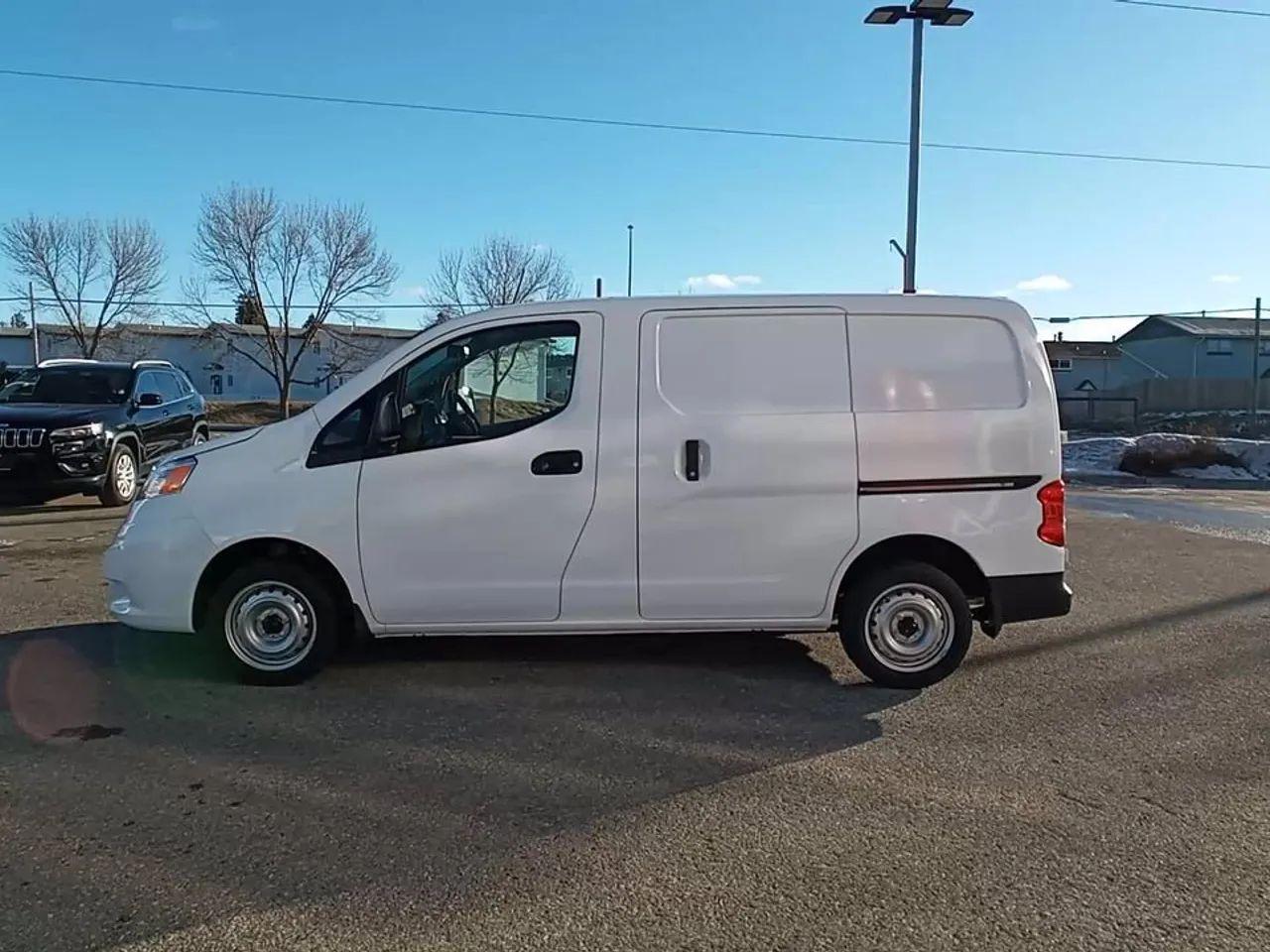 2020 Nissan NV200 S-4