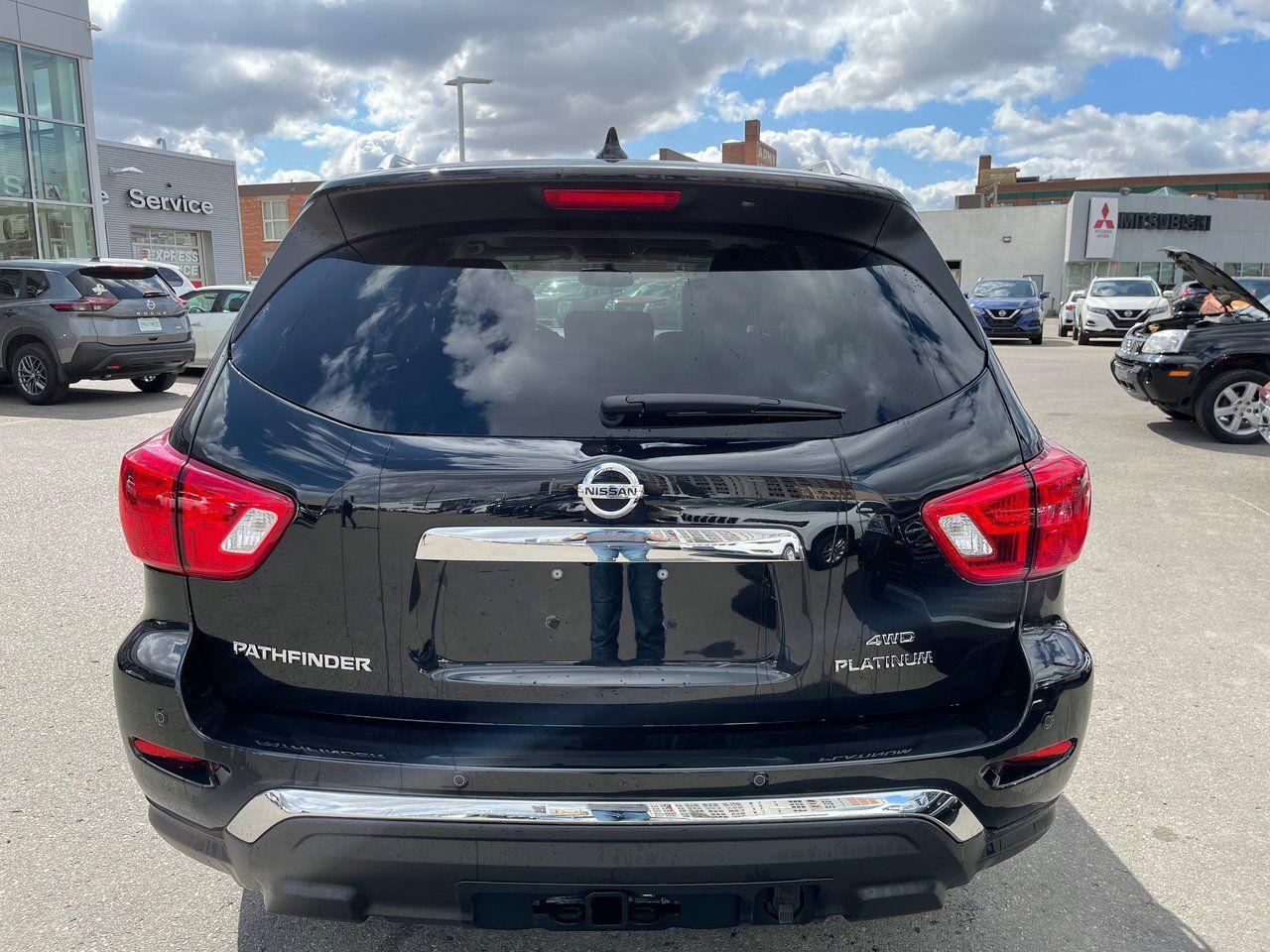 2020 Nissan Pathfinder Platinum-4