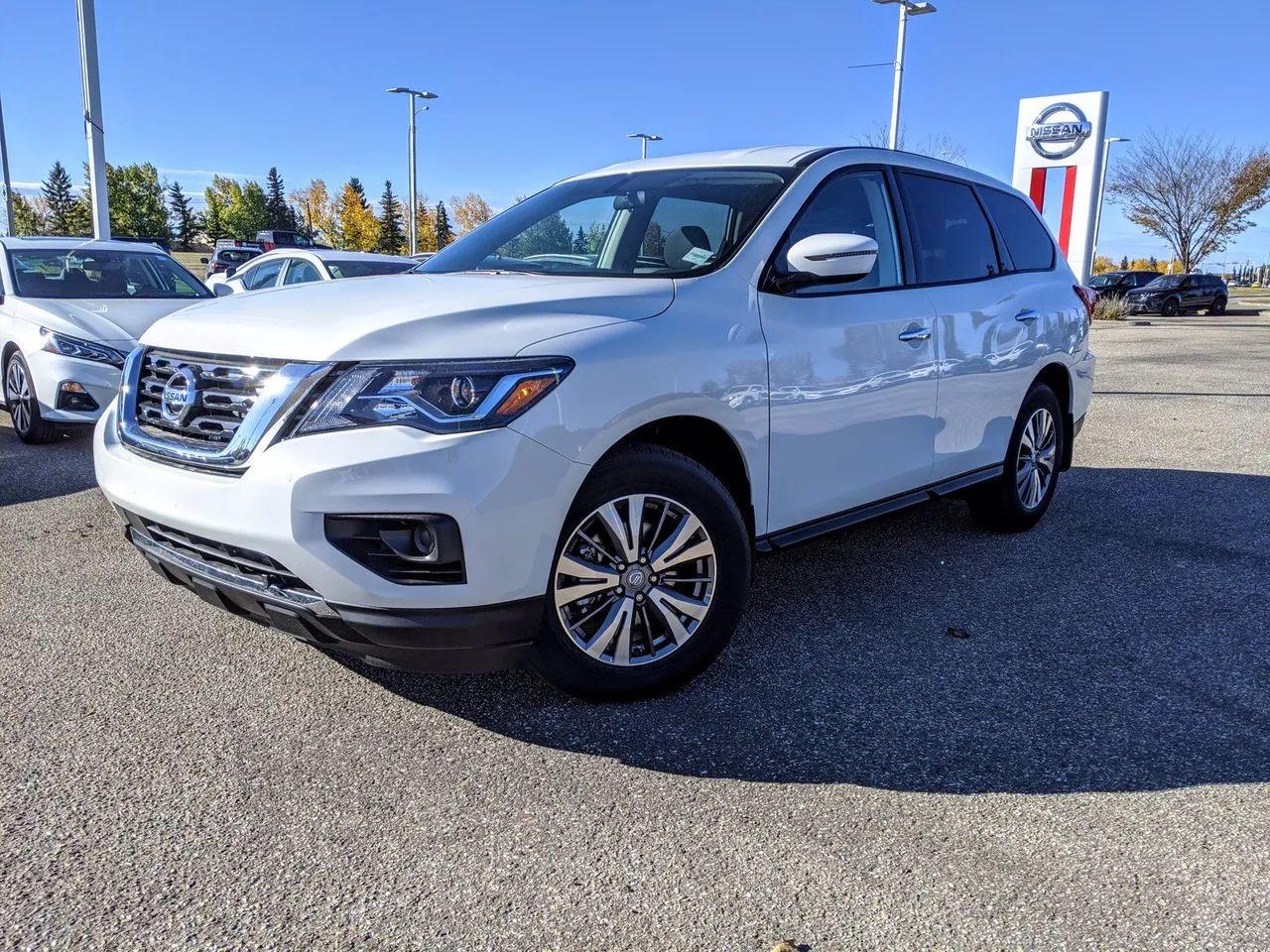2020 Nissan Pathfinder S-2