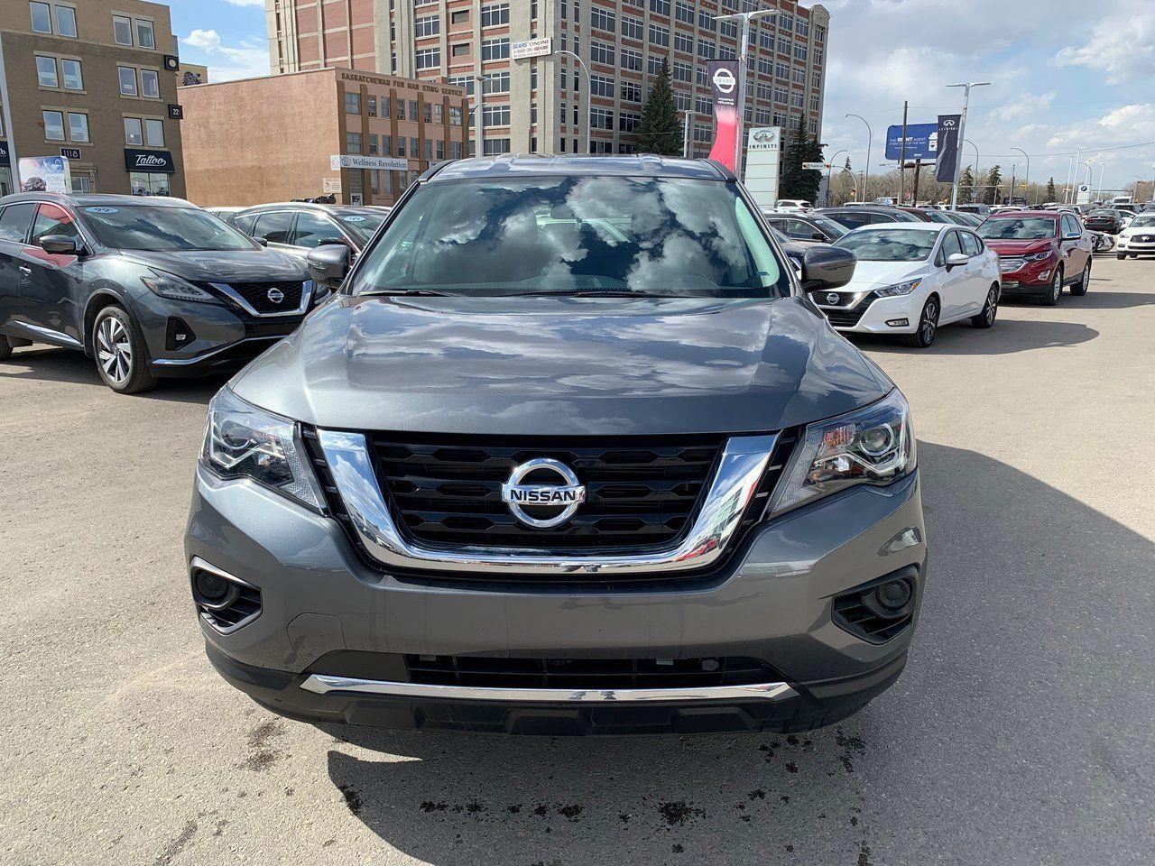 2020 Nissan Pathfinder S-2