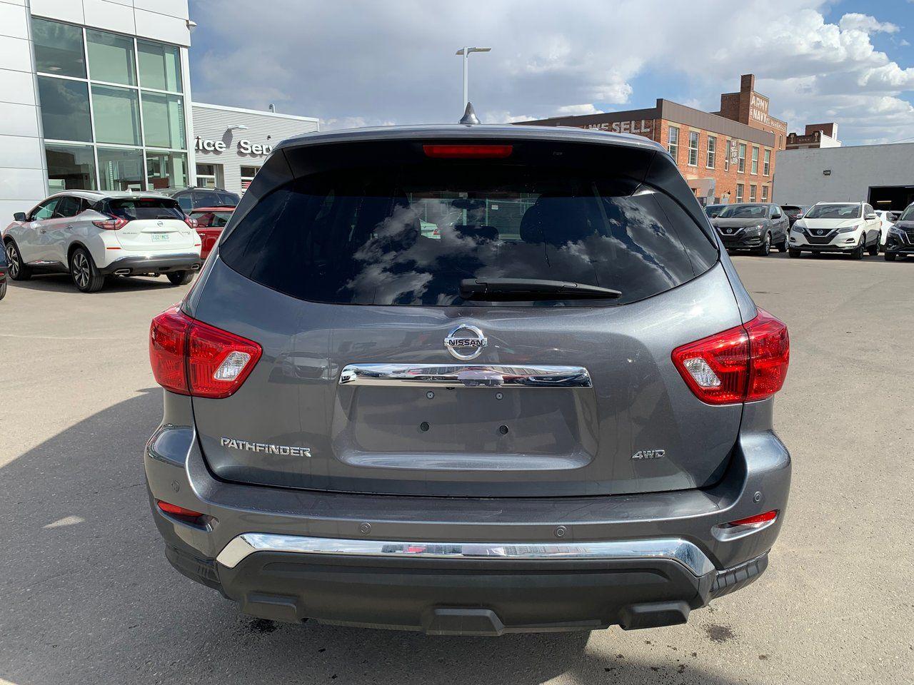 2020 Nissan Pathfinder S-4