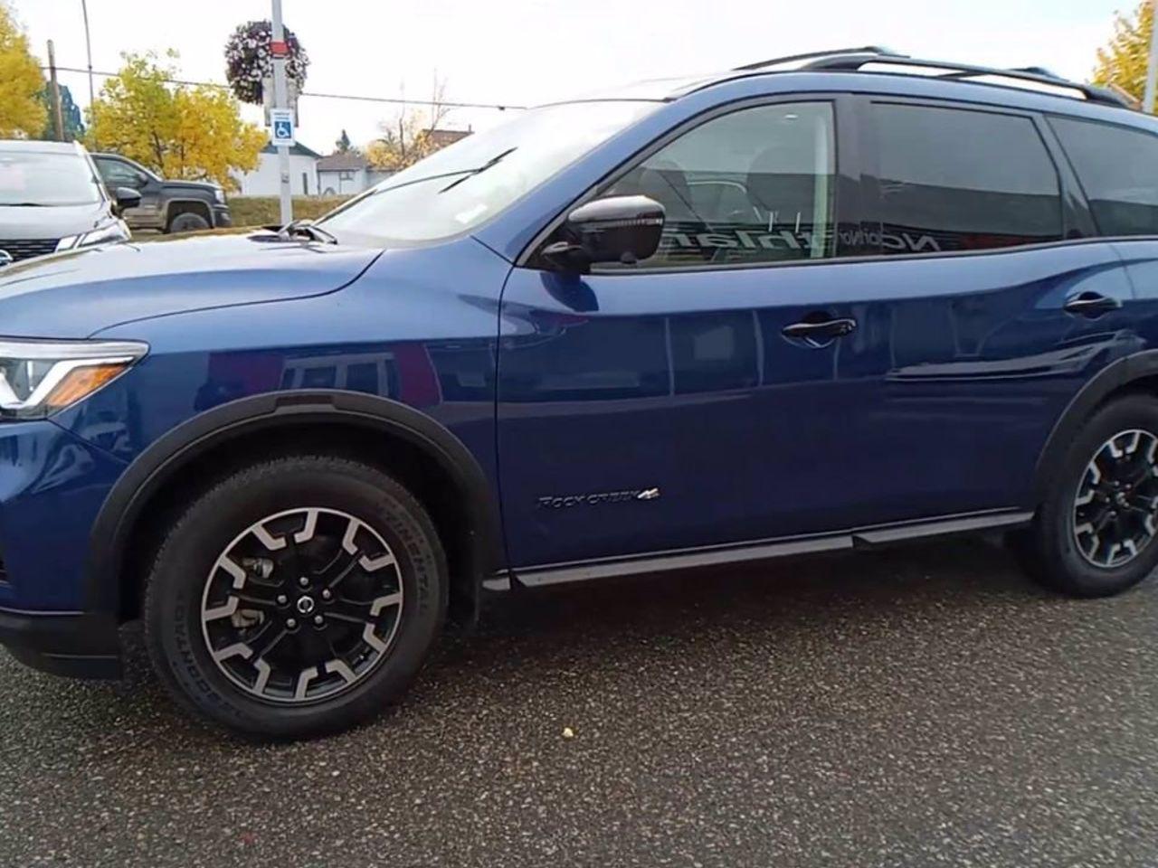 2020 Nissan Pathfinder SL-3