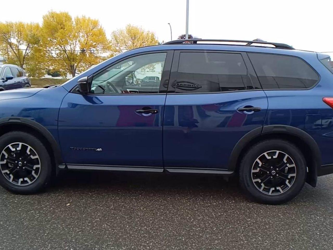 2020 Nissan Pathfinder SL-4