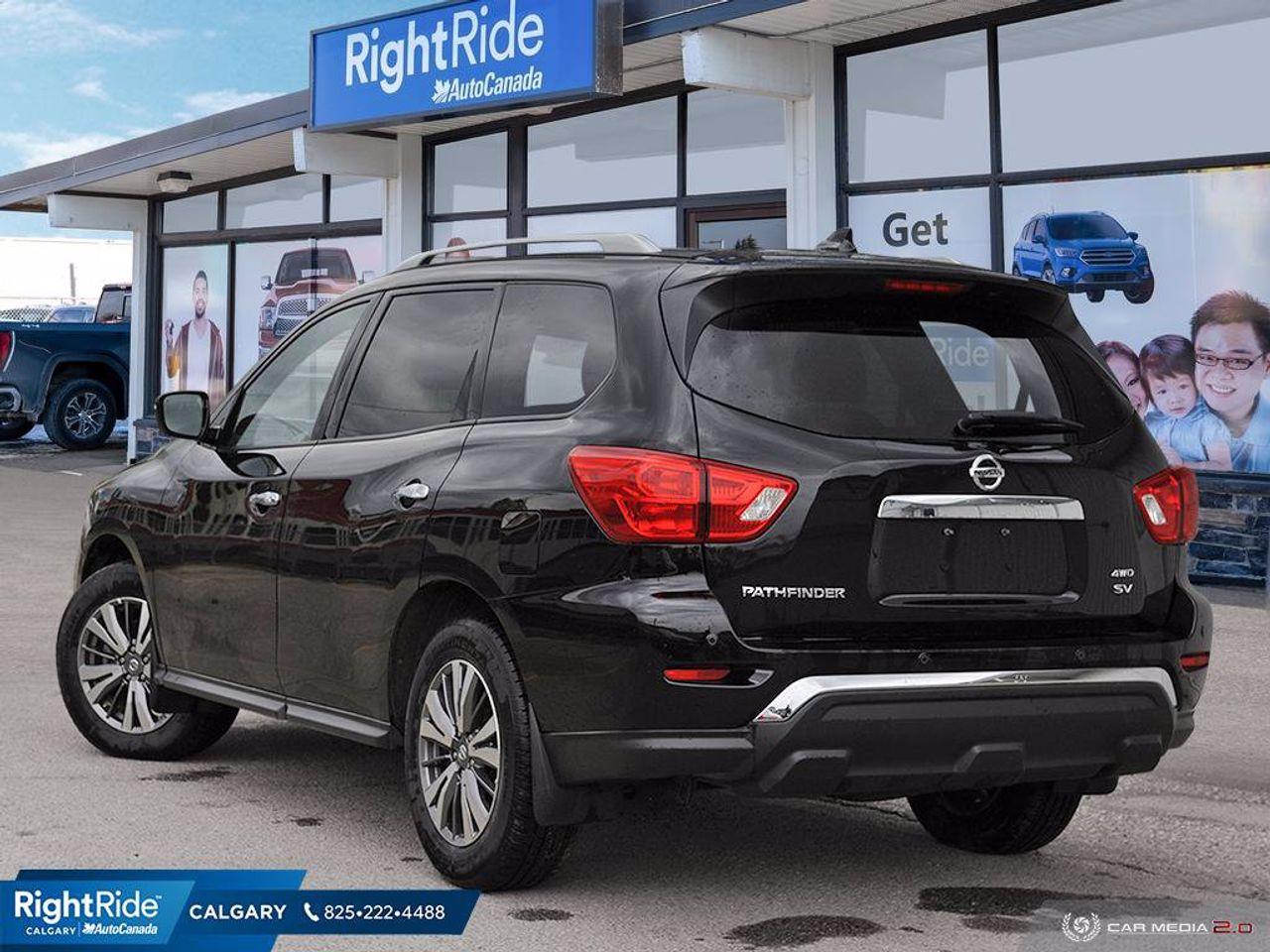 2020 Nissan Pathfinder SV-3