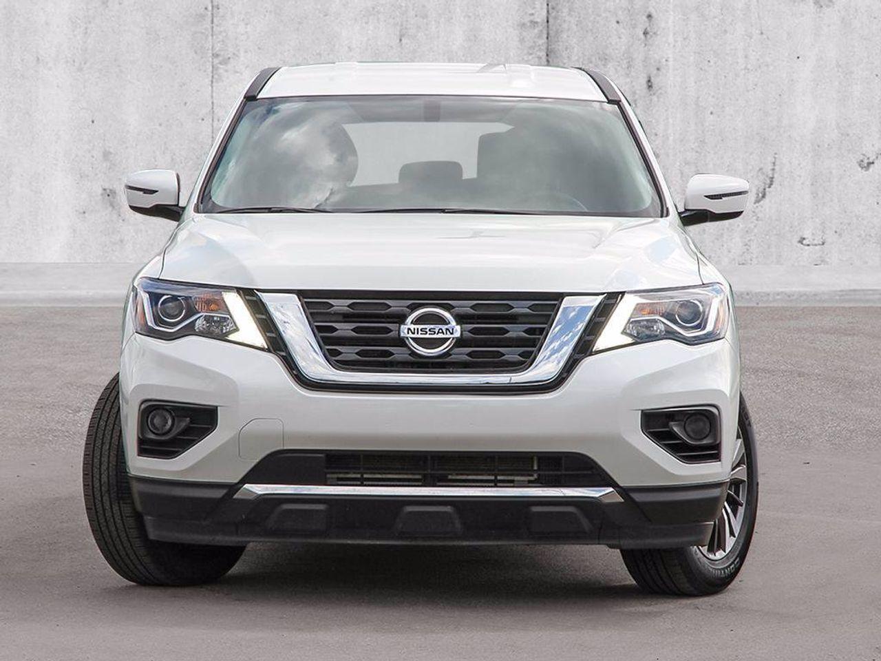 2020 Nissan Pathfinder S-1