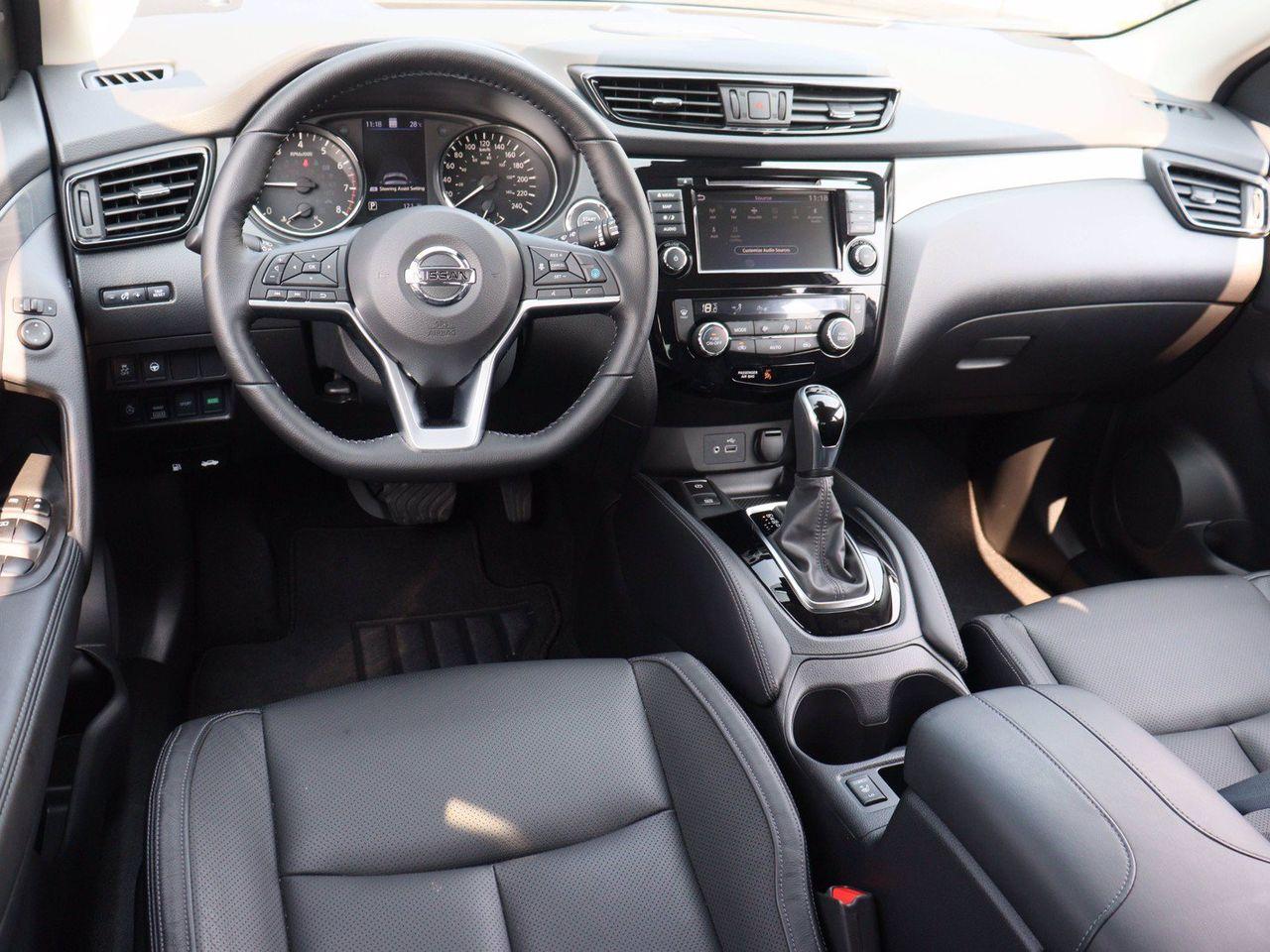 2020 Nissan Qashqai S-1