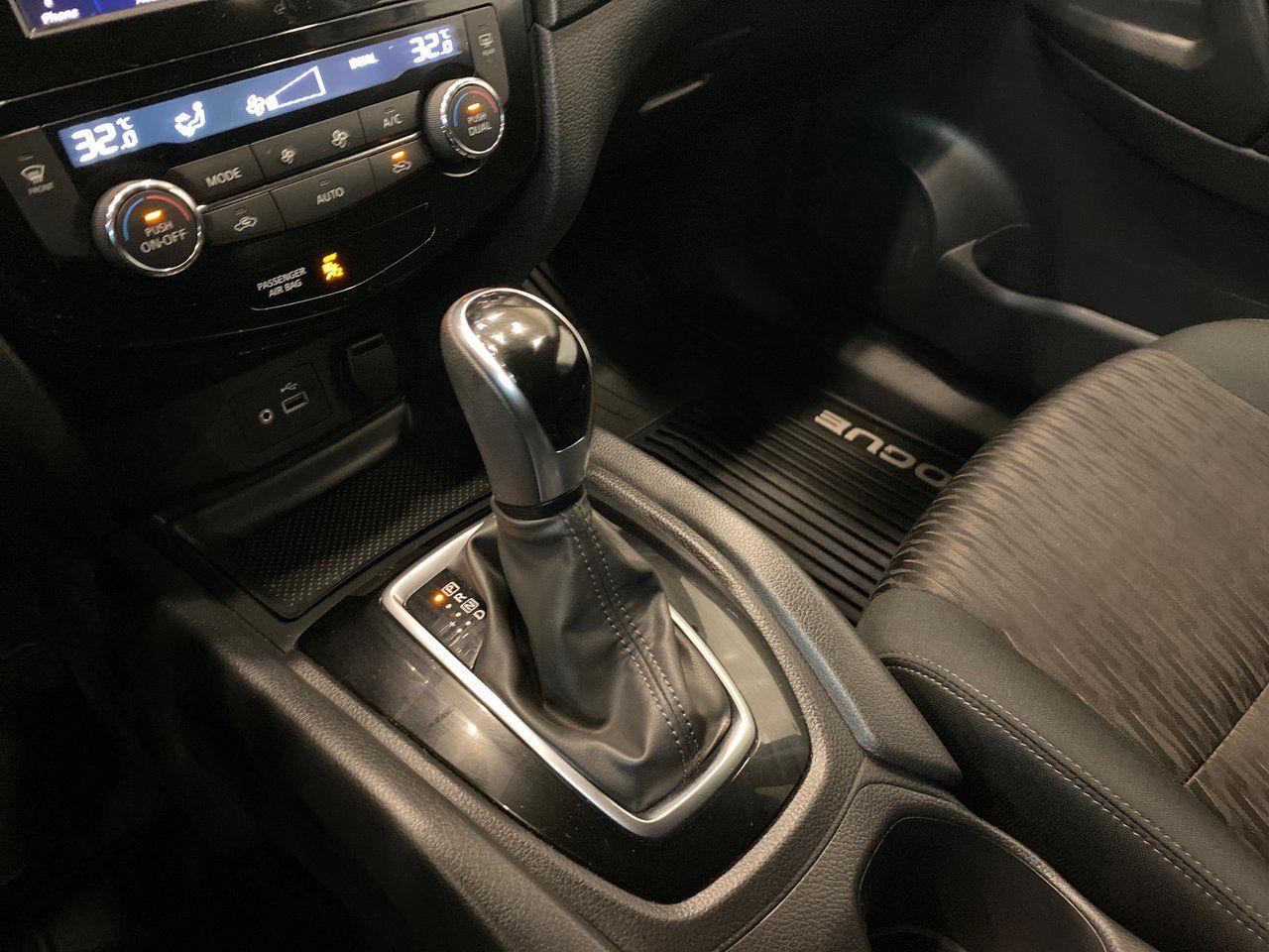 2020 Nissan Rogue S-4