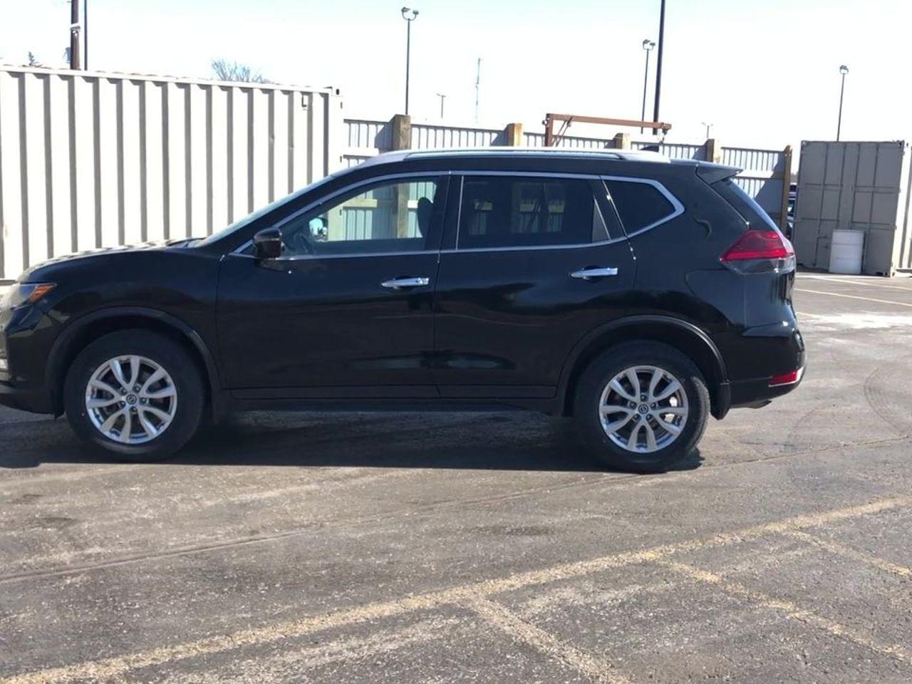 2020 Nissan Rogue S-4