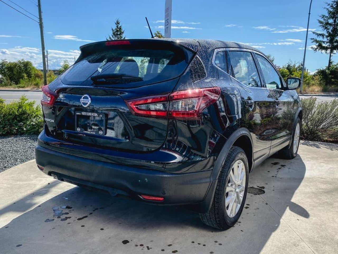 2020 Nissan Rogue S-4