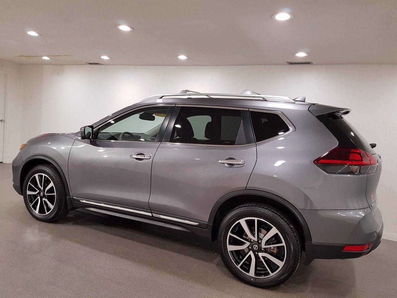 2020 Nissan Rogue S-1
