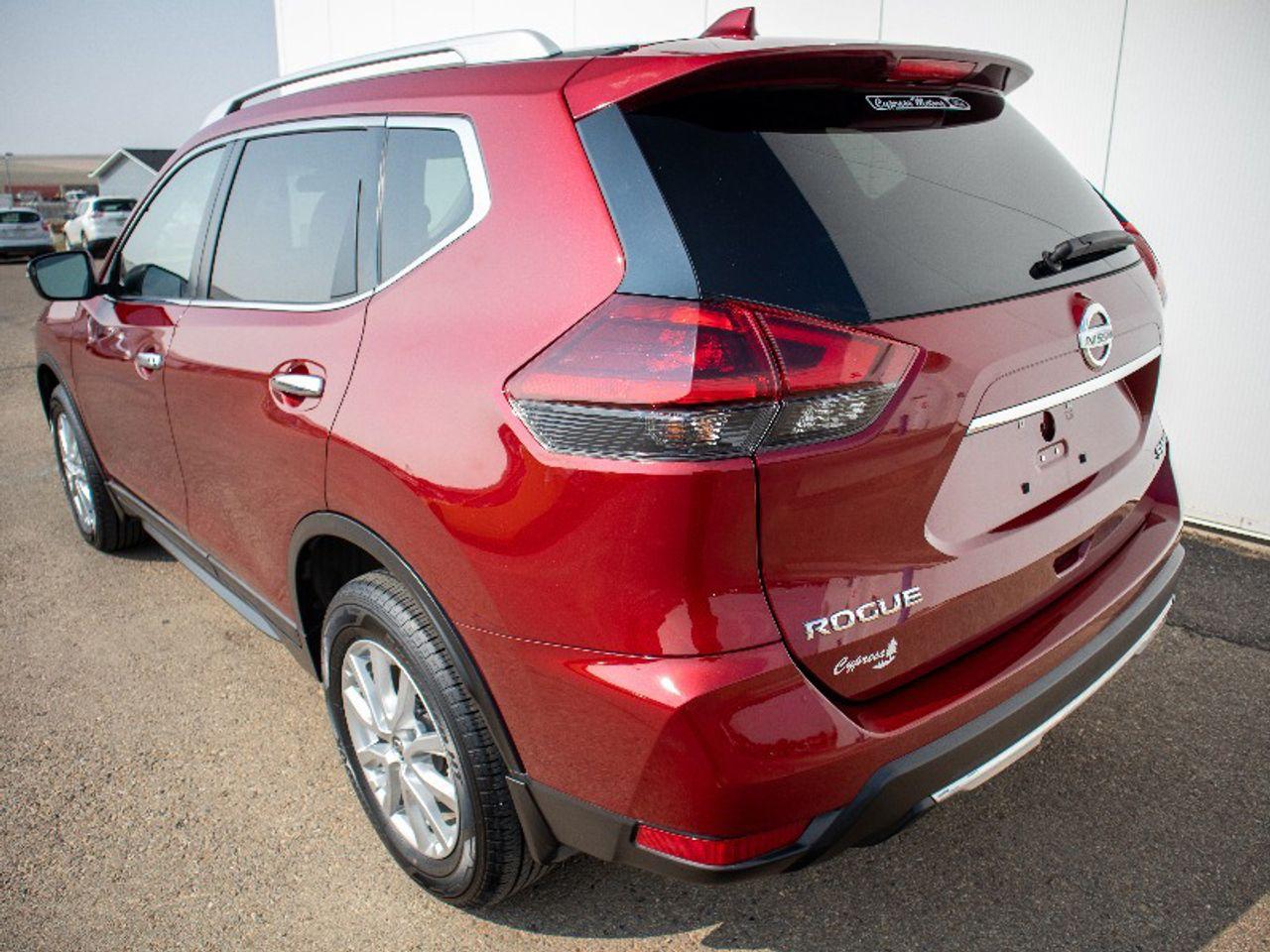2020 Nissan Rogue S-4