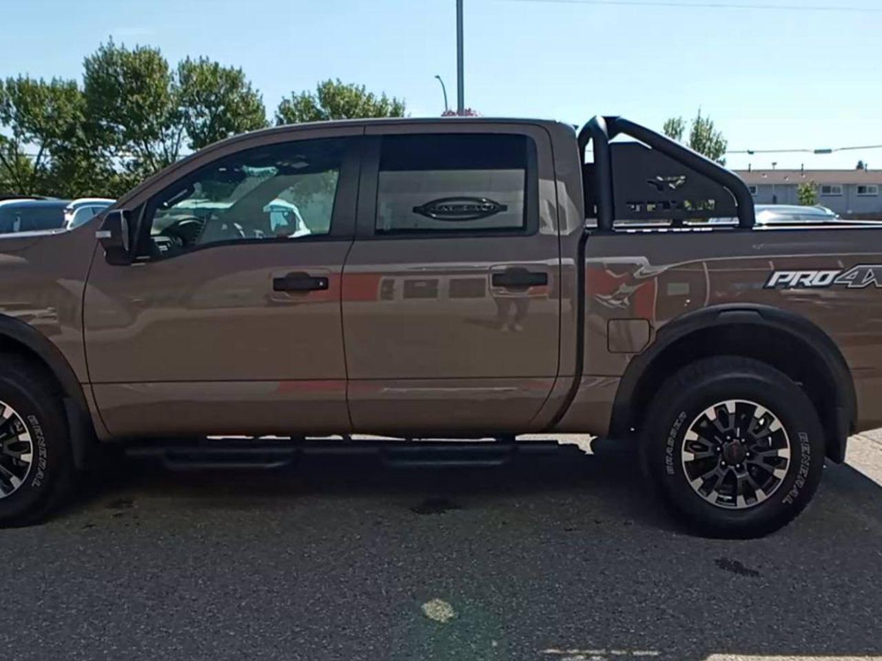 2020 Nissan Titan -4