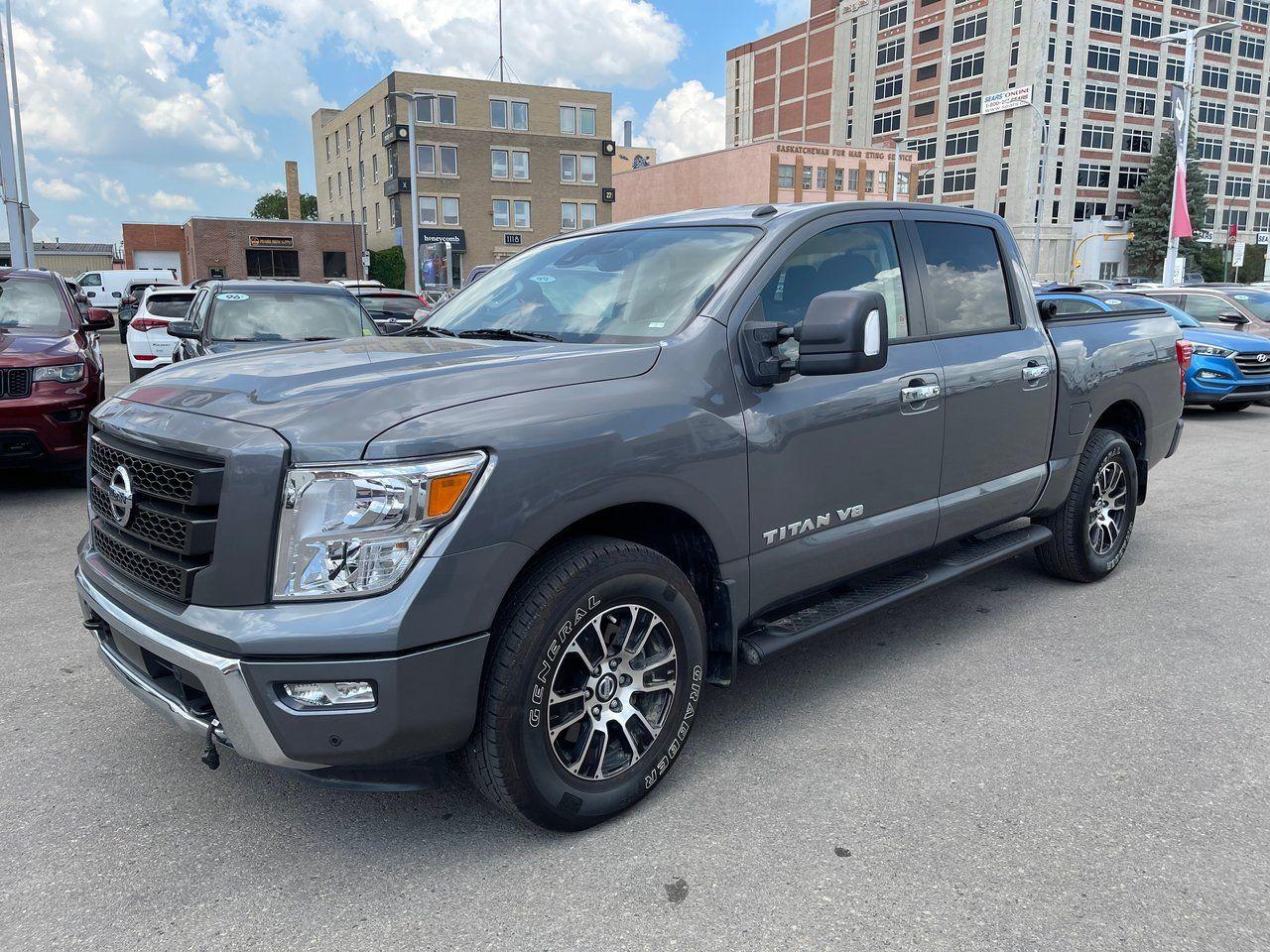 2020 Nissan Titan Platinum-3