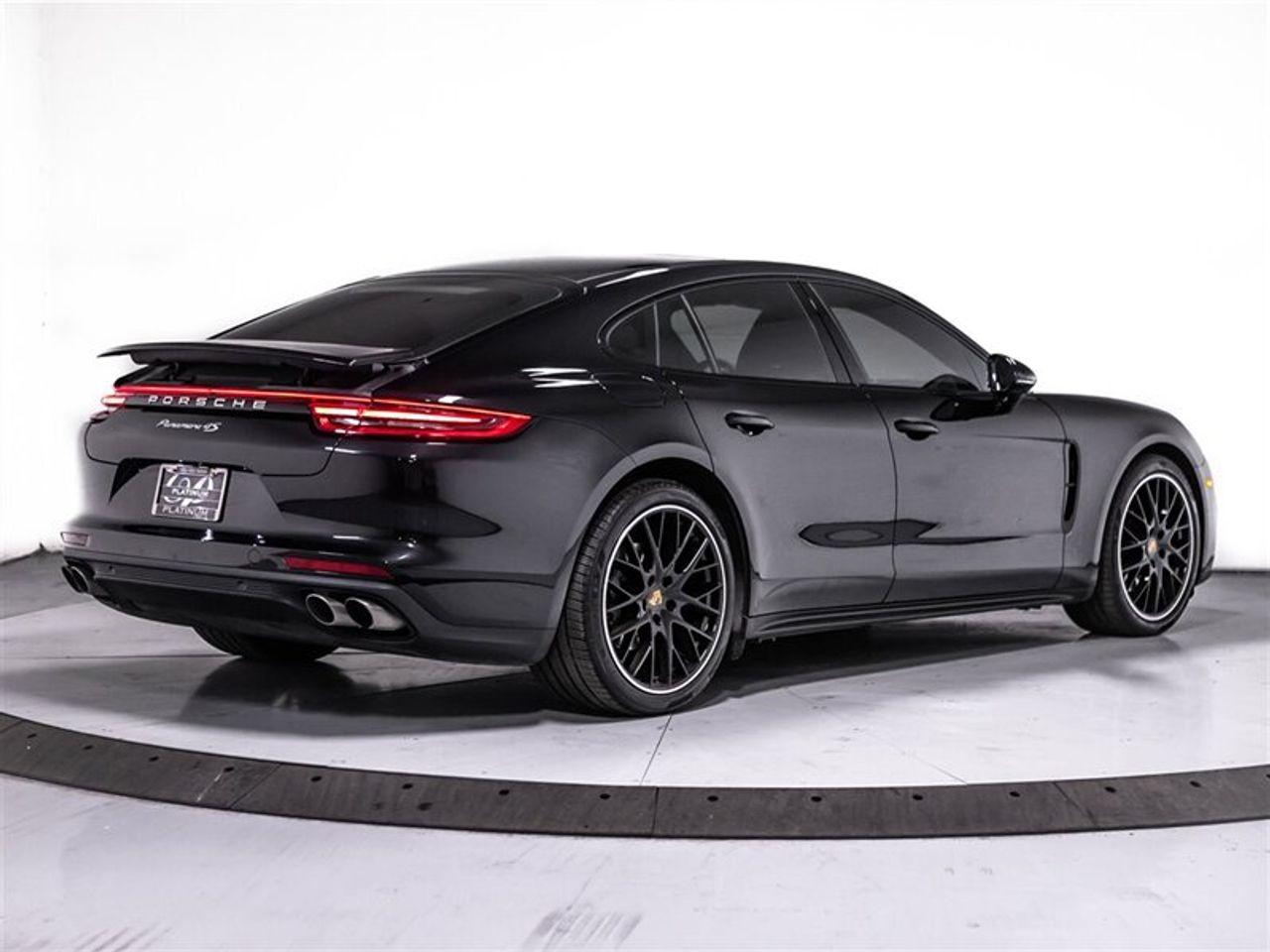 2020 Porsche Panamera 4S-4